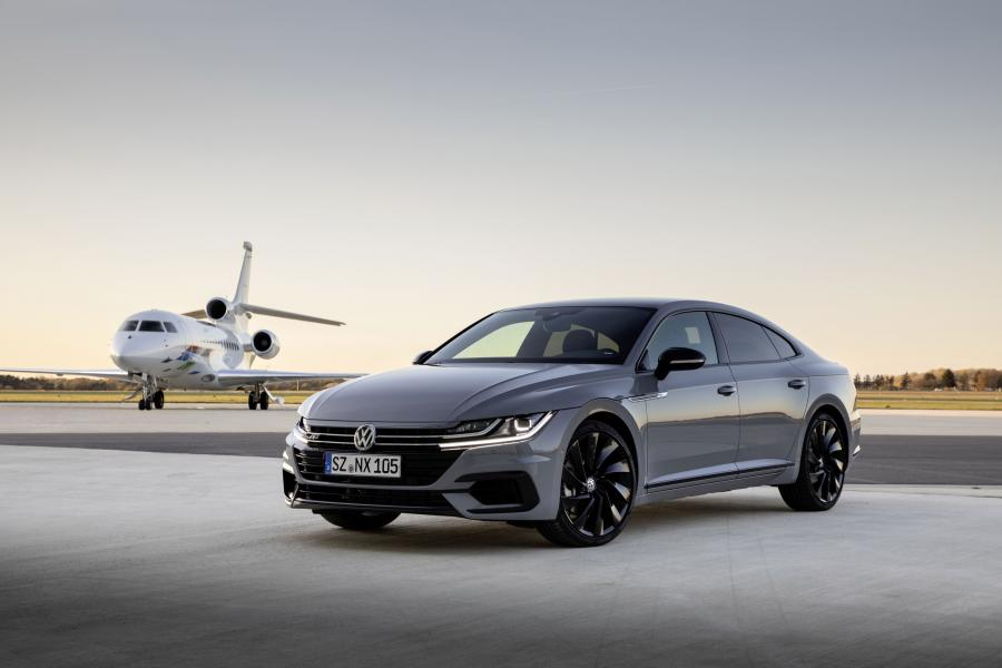  Volkswagen Arteon 4Motion R-Line Edition 2020 года  (фото 2 из 20)